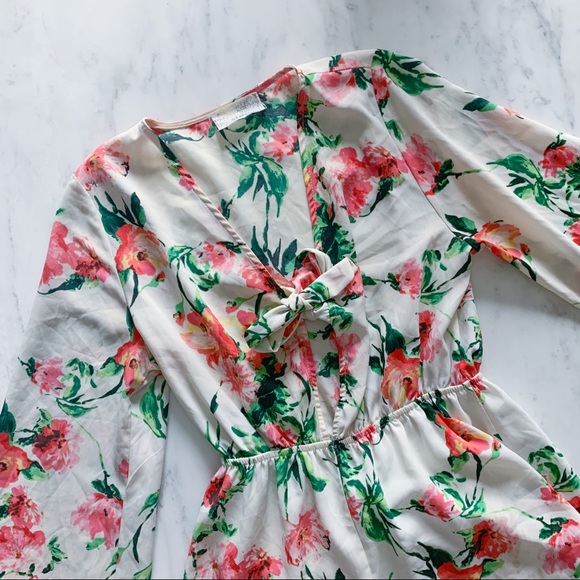 White Floral Long Sleeve Romper - Picture 10 of 12